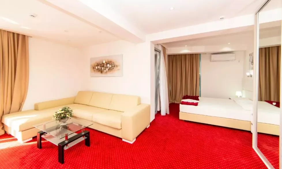 Viešbutis „LA MER BY AYCON“ (Budva, Tivatas, Juodkalnija)