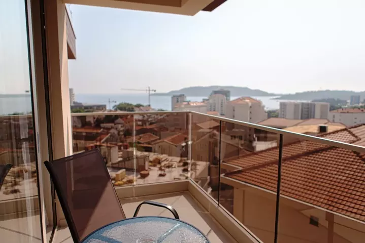 Viešbutis „GARNI CASA DI SOFIA BY AYCON“ (Bečiči, Tivatas, Juodkalnija)