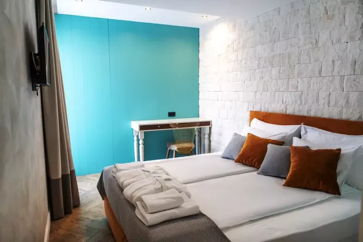 Viešbutis „GARNI CASA DI SOFIA BY AYCON“ (Bečiči, Tivatas, Juodkalnija)