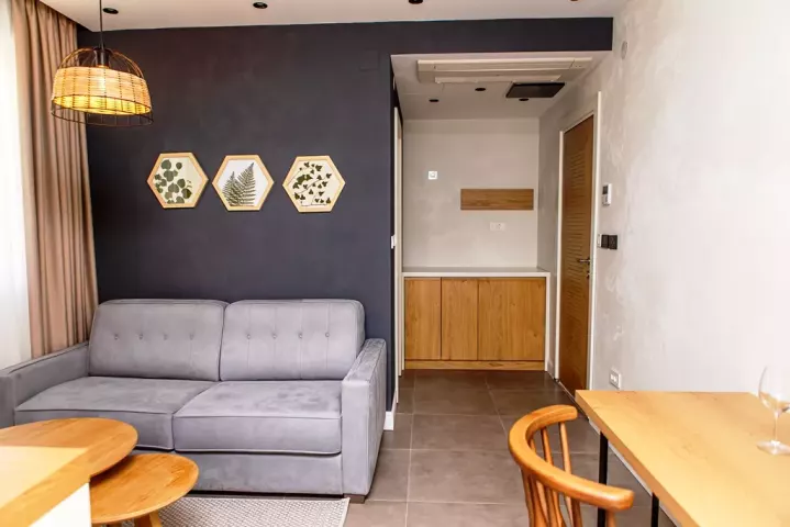 Viešbutis „GARNI CASA DI SOFIA BY AYCON“ (Bečiči, Tivatas, Juodkalnija)