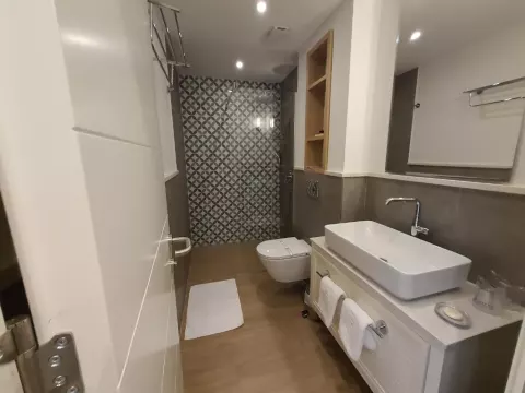 Viešbutis „GARNI CASA DI SOFIA BY AYCON“ (Bečiči, Tivatas, Juodkalnija)