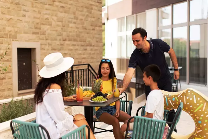 Viešbutis „GARNI CASA DI SOFIA BY AYCON“ (Bečiči, Tivatas, Juodkalnija)