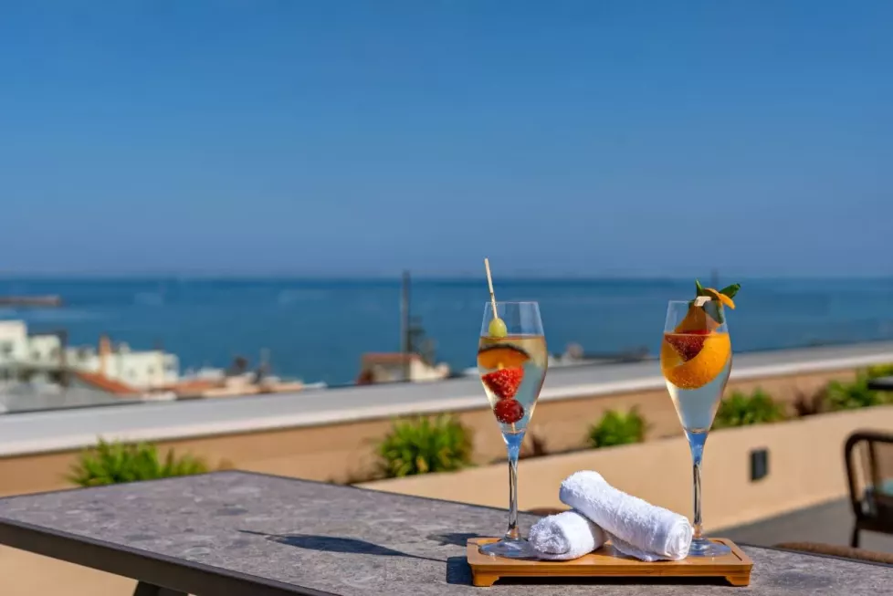 Viešbutis „MINOS AMBASSADOR ALL SUITES & SPA“ (Retimnas, Kreta, Graikija)