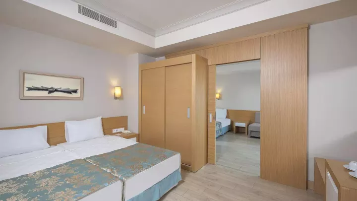 Viešbutis „L'OCEANICA BEACH RESORT HOTEL“ (Kemeras, Turkija)