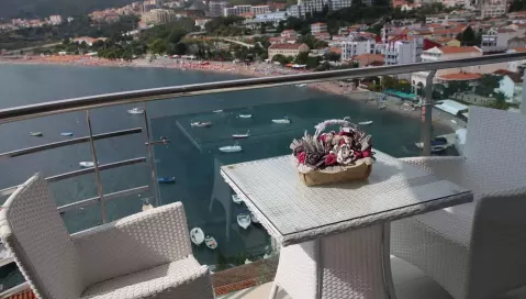 Ponta Nova (Tivatas, Juodkalnija - Kroatija)