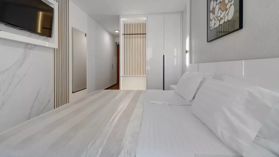 Viešbutis „TARA “ (Bečiči, Tivatas, Juodkalnija)