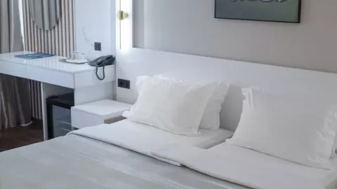 Viešbutis „TARA “ (Bečiči, Tivatas, Juodkalnija)