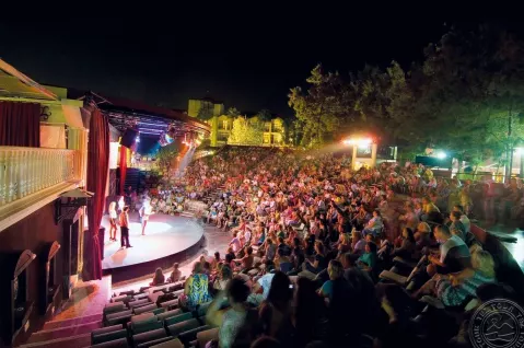 Viešbutis „DOBEDAN WORLD PALACE“ (Kemeras, Turkija)