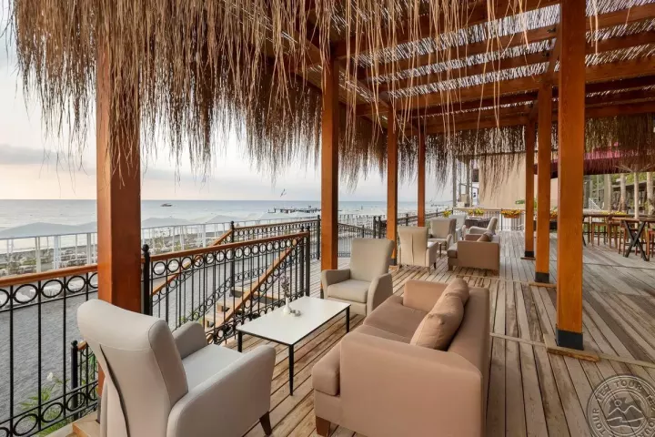 Viešbutis „DOBEDAN WORLD PALACE“ (Kemeras, Turkija)