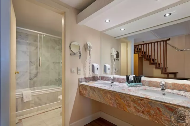 Viešbutis „DOBEDAN WORLD PALACE“ (Kemeras, Turkija)