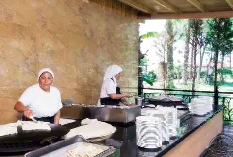 Viešbutis „DOBEDAN WORLD PALACE“ (Kemeras, Turkija)