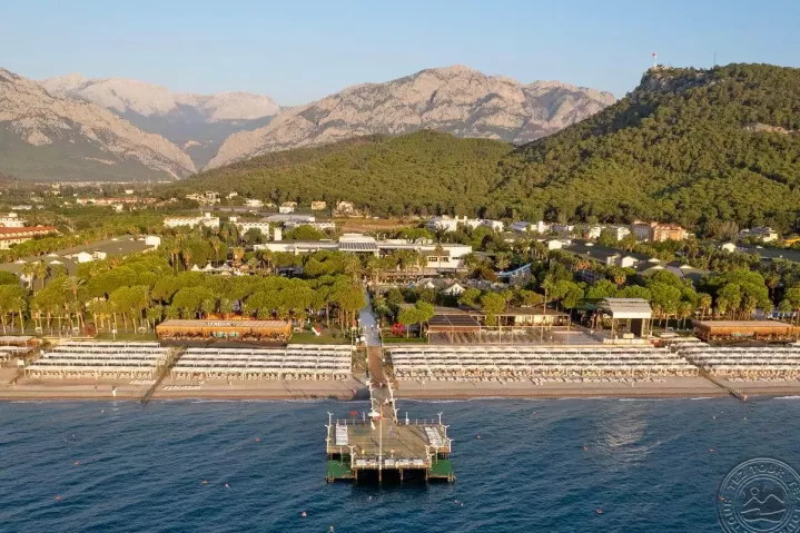 Viešbutis „DOBEDAN WORLD PALACE“ (Kemeras, Turkija)