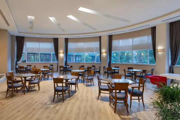 Viešbutis „DOBEDAN WORLD PALACE“ (Kemeras, Turkija)