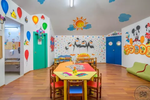 Viešbutis „DOBEDAN WORLD PALACE“ (Kemeras, Turkija)