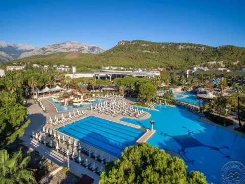 Viešbutis „DOBEDAN WORLD PALACE“ (Kemeras, Turkija)