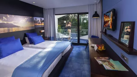 Sentido Phenicia (Enfida, Tunisas)