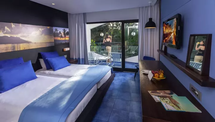 Sentido Phenicia (Enfida, Tunisas)