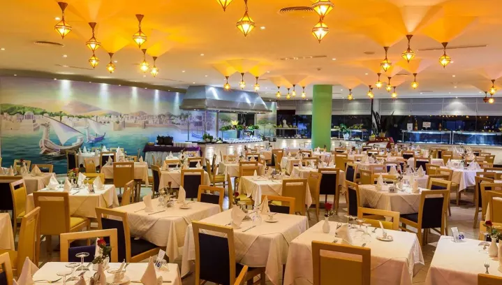 Sentido Phenicia (Enfida, Tunisas)