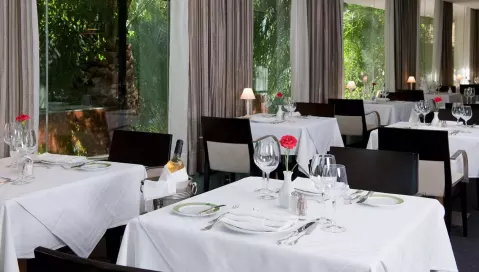 Sentido Phenicia (Enfida, Tunisas)