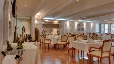 Viešbutis „MEDITERAN BECICI“ (Bečiči, Tivatas, Juodkalnija)