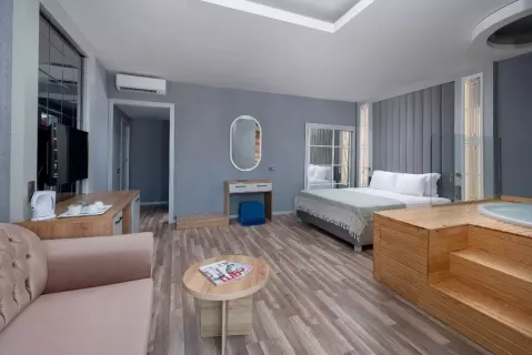 Viešbutis „SIAM ELEGANCE HOTEL & SPA“ (Belekas, Turkija)