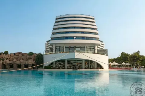 Viešbutis „TITANIC DELUXE LARA“ (Antalija, Turkija)