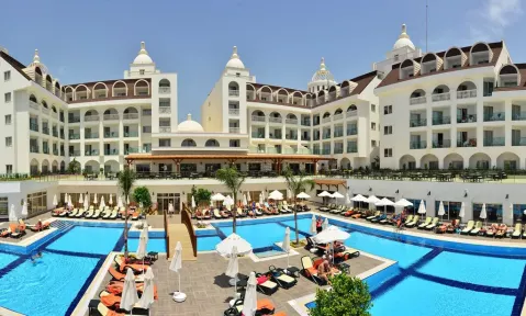 Viešbutis „SIDE CROWN SERENITY“ (Sidė, Turkija)