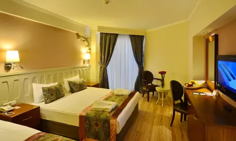 Viešbutis „SIDE CROWN SERENITY“ (Sidė, Turkija)