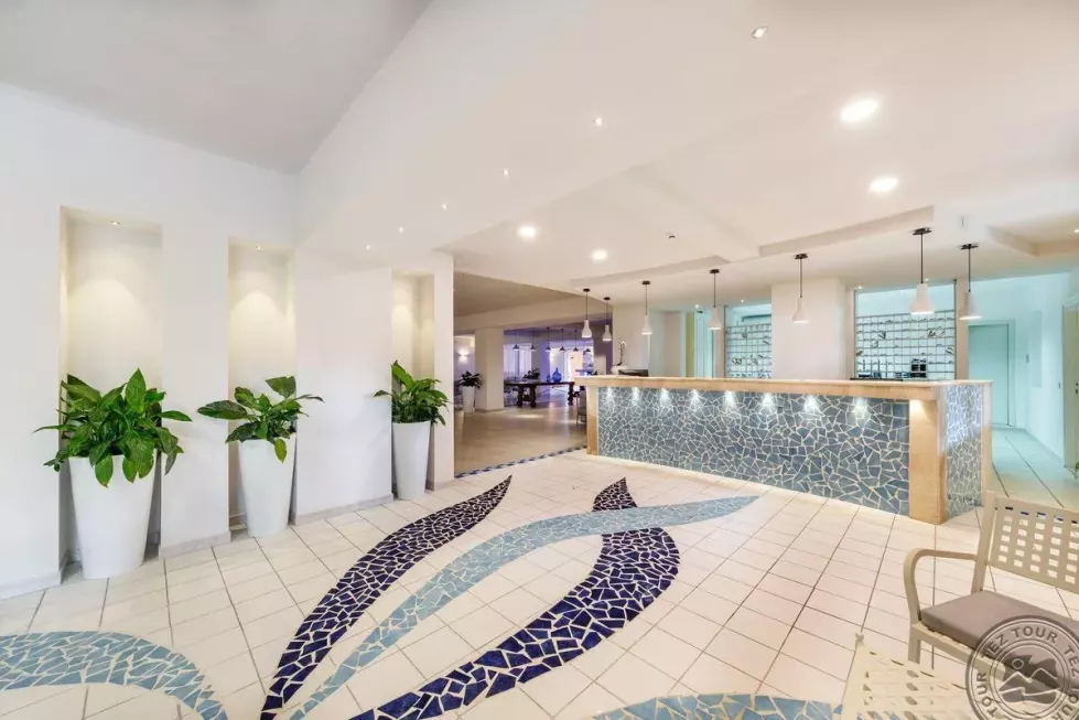 Viešbutis „BLU HOTEL LACONIA VILLAGE“ (Sardinija, Italija)