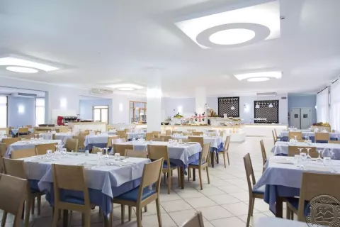 Viešbutis „BLU HOTEL LACONIA VILLAGE“ (Sardinija, Italija)