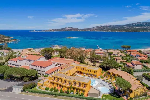 Viešbutis „BLU HOTEL LACONIA VILLAGE“ (Sardinija, Italija)