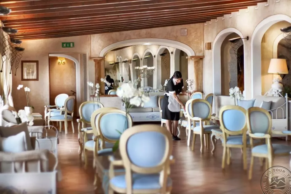 Viešbutis „COLONNA RESORT“ (Sardinija, Italija)