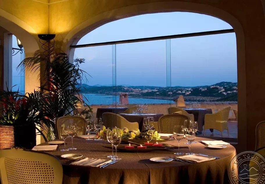 Viešbutis „COLONNA RESORT“ (Sardinija, Italija)