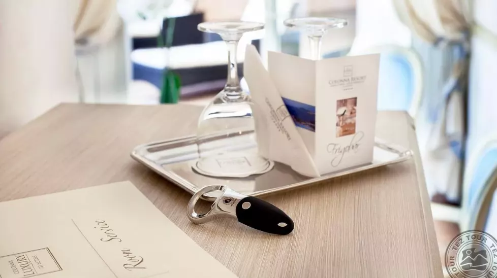 Viešbutis „COLONNA RESORT“ (Sardinija, Italija)