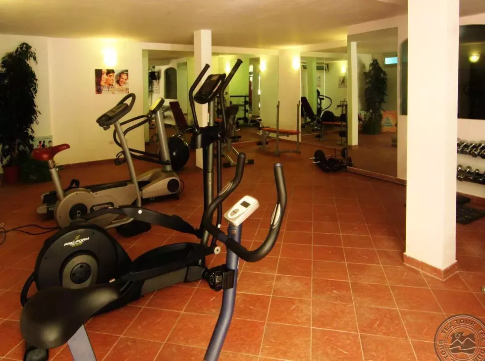 Viešbutis „COLONNA RESORT“ (Sardinija, Italija)