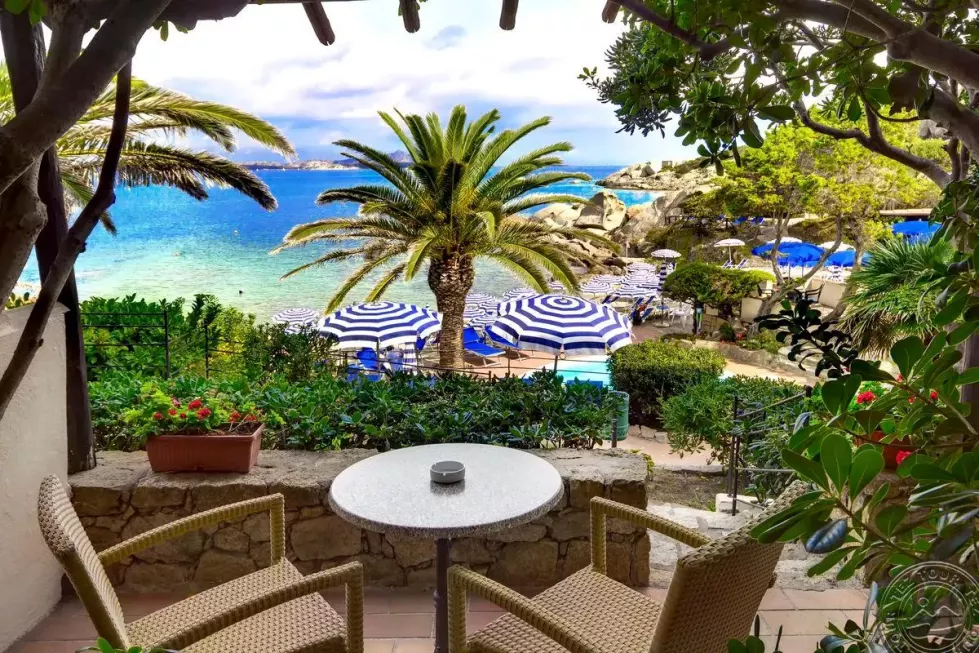 Viešbutis „GRAND HOTEL SMERALDO BEACH“ (Sardinija, Italija)