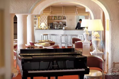 Viešbutis „GRAND HOTEL SMERALDO BEACH“ (Sardinija, Italija)