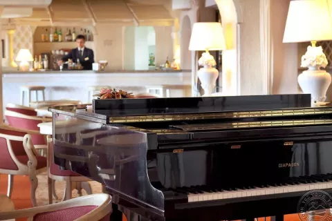 Viešbutis „GRAND HOTEL SMERALDO BEACH“ (Sardinija, Italija)