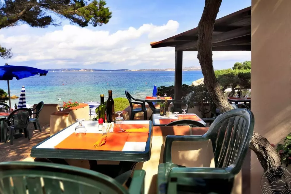 Viešbutis „GRAND HOTEL SMERALDO BEACH“ (Sardinija, Italija)
