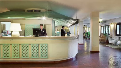 Viešbutis „GRAND HOTEL SMERALDO BEACH“ (Sardinija, Italija)