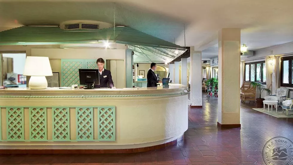 Viešbutis „GRAND HOTEL SMERALDO BEACH“ (Sardinija, Italija)
