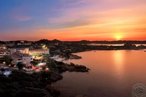 Viešbutis „GRAND HOTEL SMERALDO BEACH“ (Sardinija, Italija)