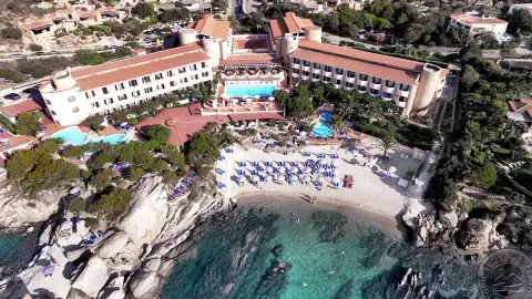 Viešbutis „GRAND HOTEL SMERALDO BEACH“ (Sardinija, Italija)