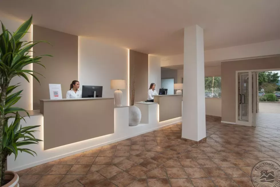 Viešbutis „VOI COLONNA VILLAGE“ (Sardinija, Italija)