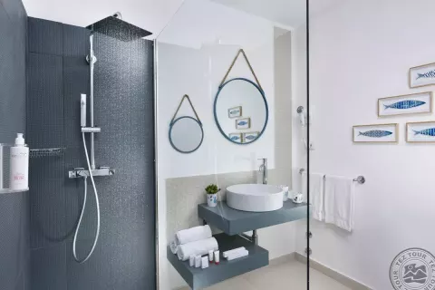 Viešbutis „VOI COLONNA VILLAGE“ (Sardinija, Italija)