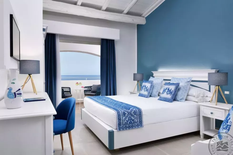 Viešbutis „VOI COLONNA VILLAGE“ (Sardinija, Italija)