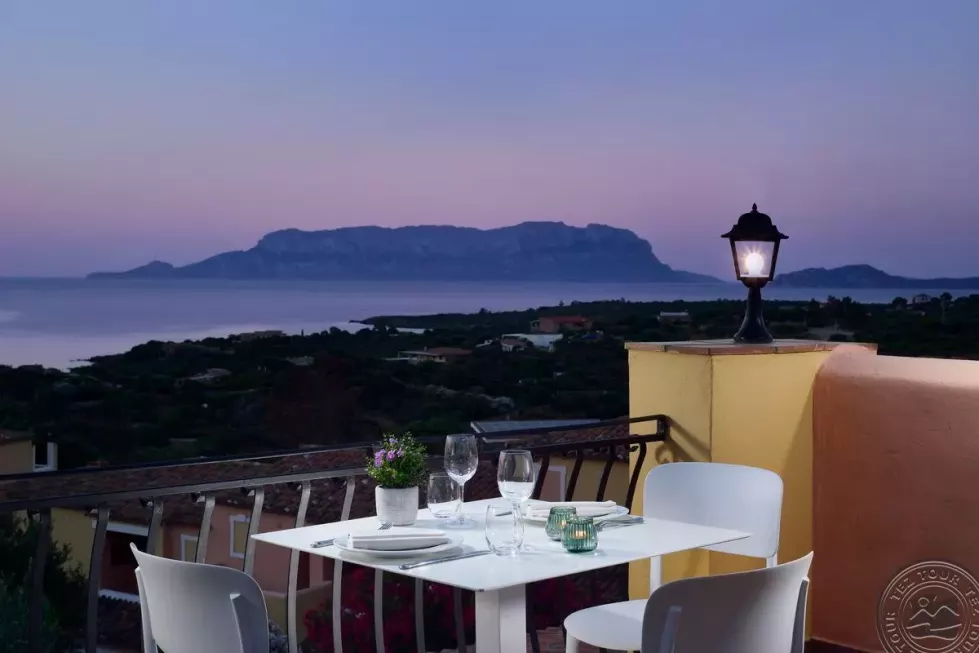 Viešbutis „VOI COLONNA VILLAGE“ (Sardinija, Italija)