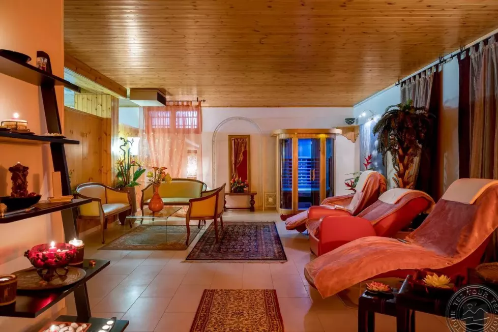 Viešbutis „APOLLO“ (Riminis, Italija)