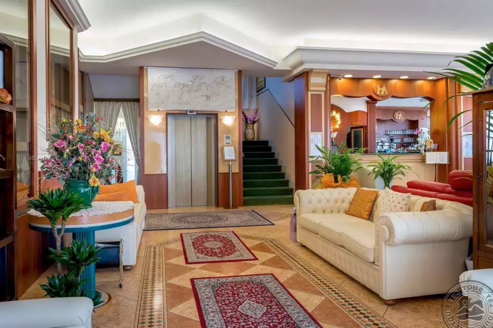 Viešbutis „APOLLO“ (Riminis, Italija)