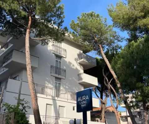 Viešbutis „AURA LIVING HOTEL “ (Riminis, Italija)